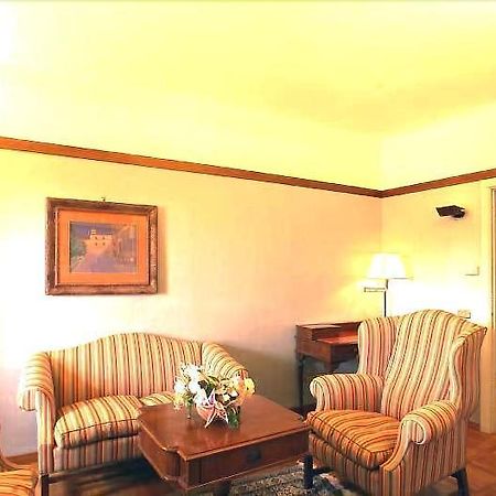 Hotel&Ristorante Miramonti Palazzo Storico รีเอติ ภายนอก รูปภาพ