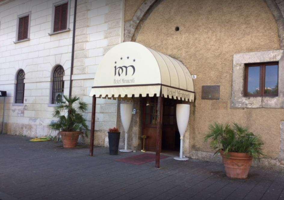Hotel&Ristorante Miramonti Palazzo Storico รีเอติ ภายนอก รูปภาพ