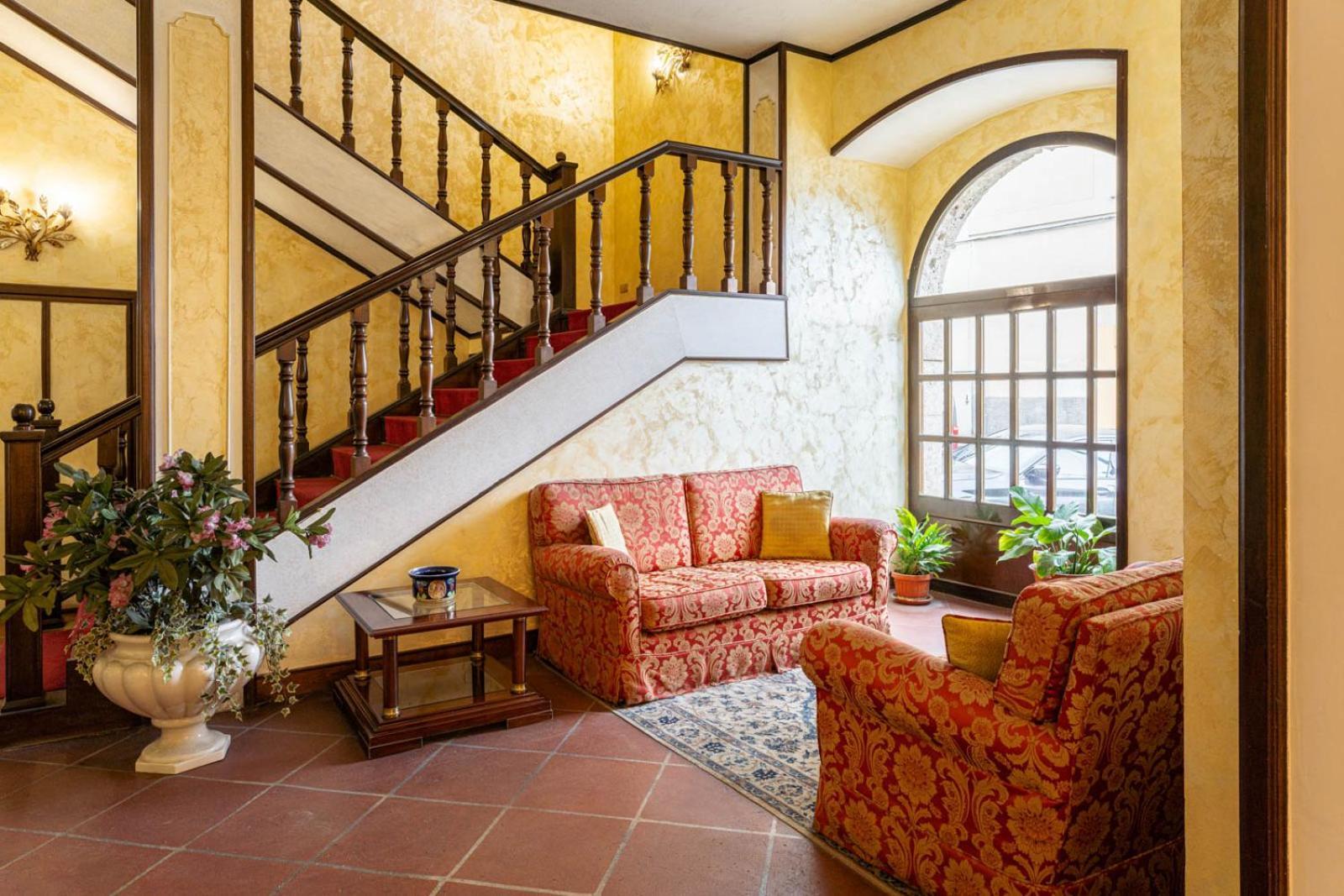 Hotel&Ristorante Miramonti Palazzo Storico รีเอติ ภายนอก รูปภาพ